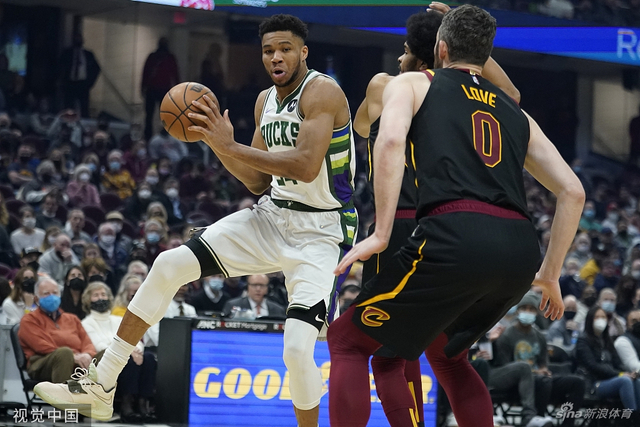 球员们严格 球员们严格