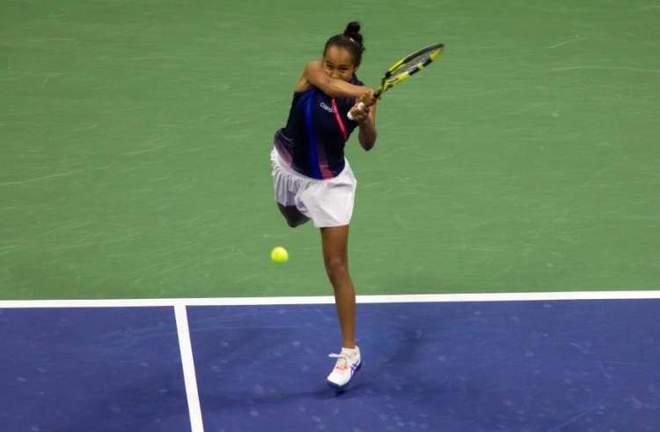 纽卡斯尔拿 纽卡斯尔拿