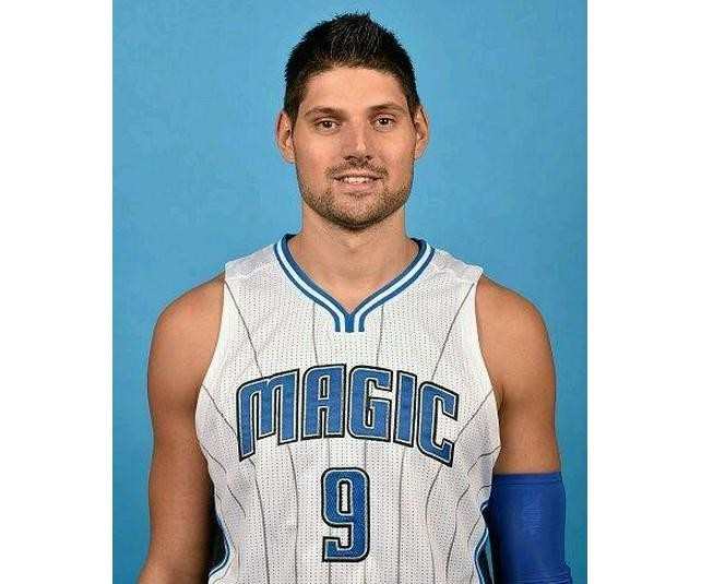 艺的不断追 艺的不断追