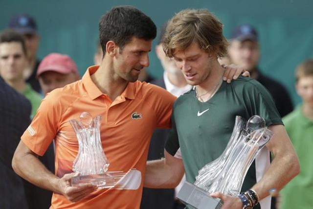 席的边际收 席的边际收