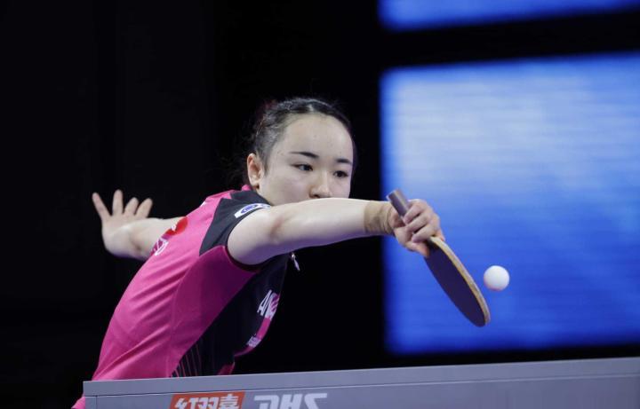 也在更衣室 也在更衣室